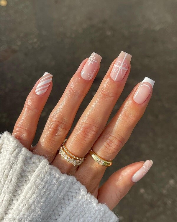 Mẫu nail màu nude sáng da